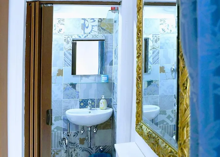 Porta Maggiore 9 Locazione Turistica Homestay *